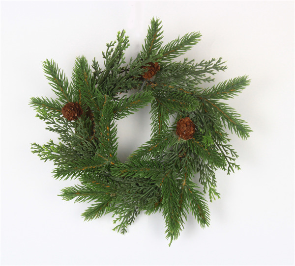 Wreaths for Window.jpg