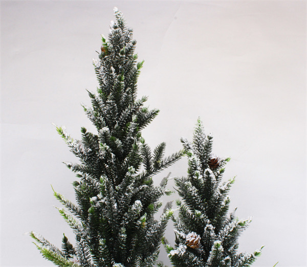 Mini Christmas Tree for Christmas with Wood Base.jpg